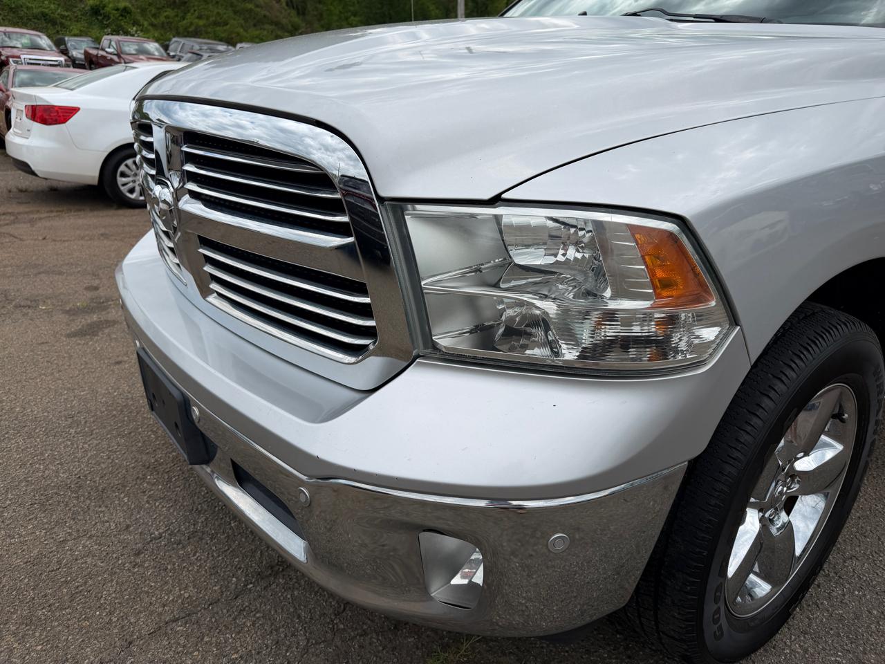 RAM 1500 SLT Crew Cab SWB 2WD 2014