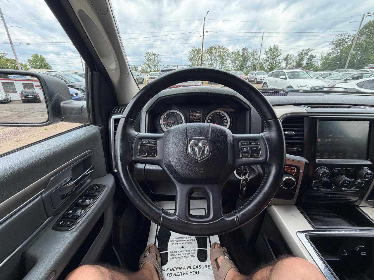 RAM 1500 SLT Crew Cab SWB 2WD 2014