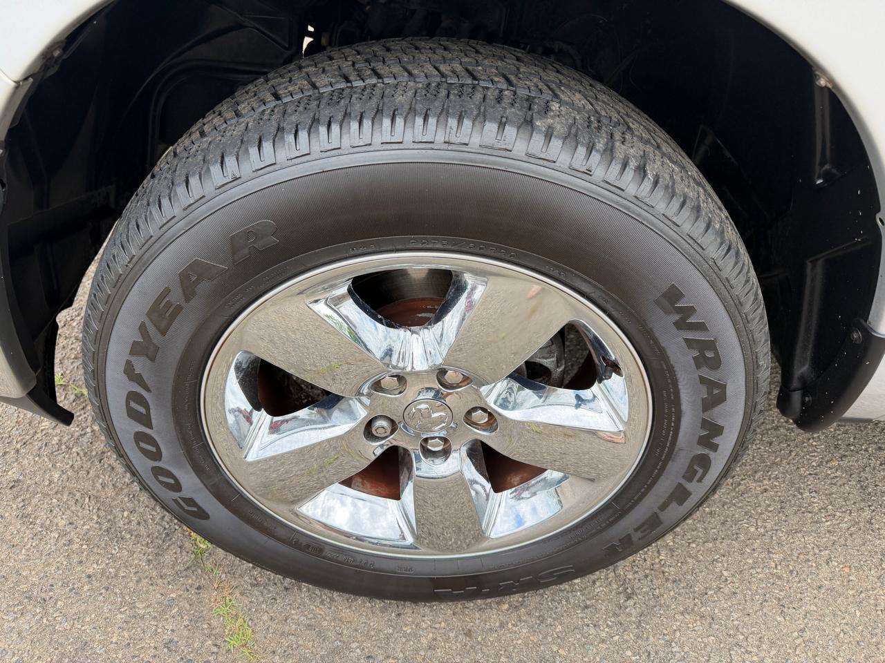 RAM 1500 SLT Crew Cab SWB 2WD 2014