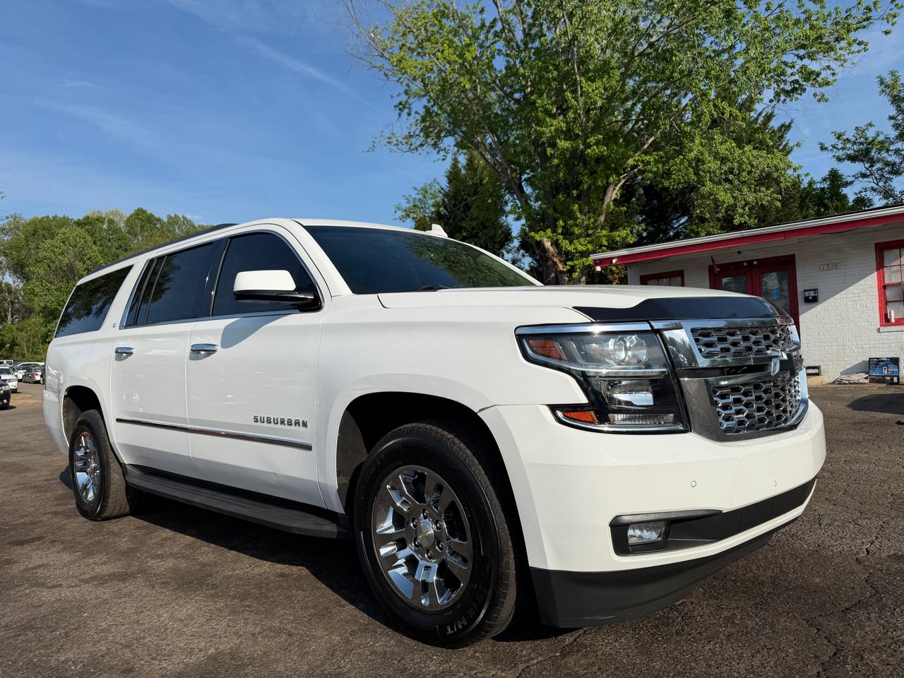 Chevrolet Suburban LT 1500 4WD 2015