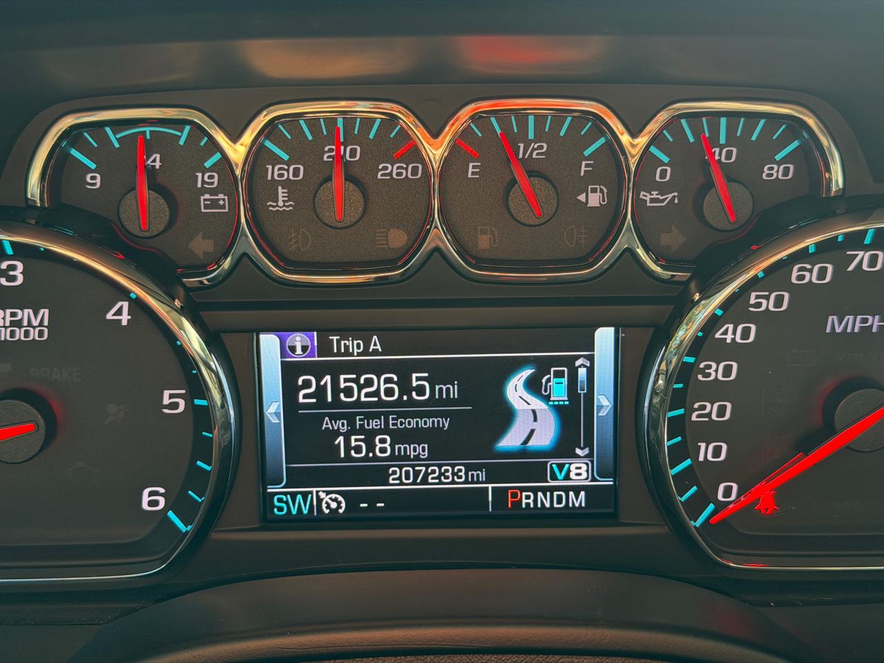 Chevrolet Suburban LT 1500 4WD 2015