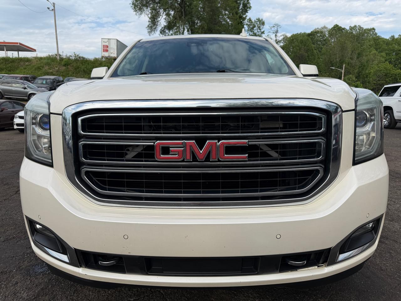 GMC Yukon SLT 4WD 2015
