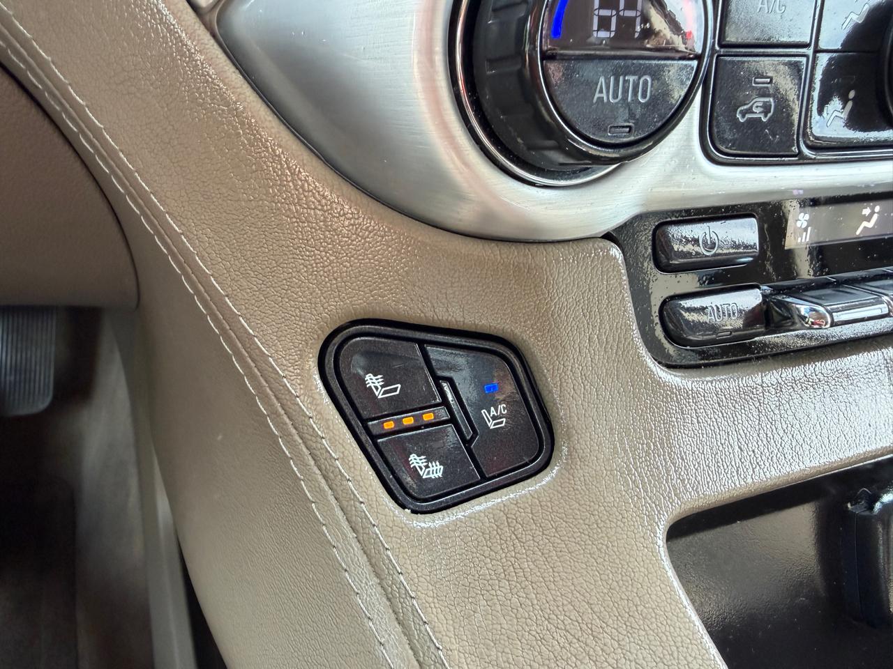 GMC Yukon SLT 4WD 2015