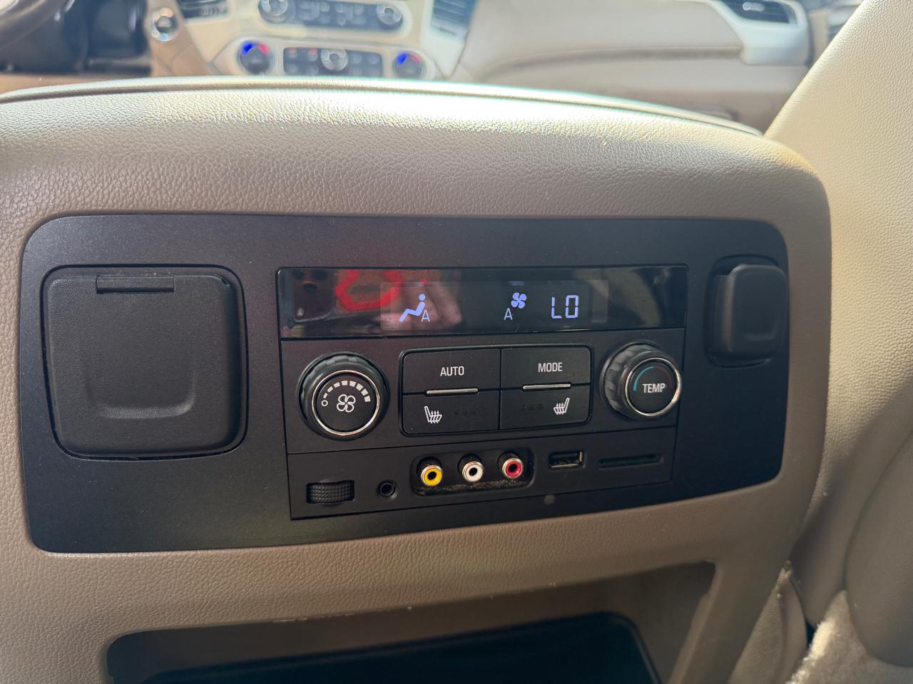 GMC Yukon SLT 4WD 2015