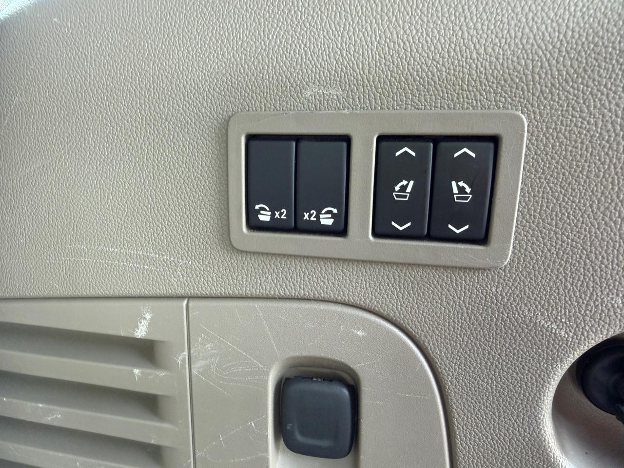 GMC Yukon SLT 4WD 2015