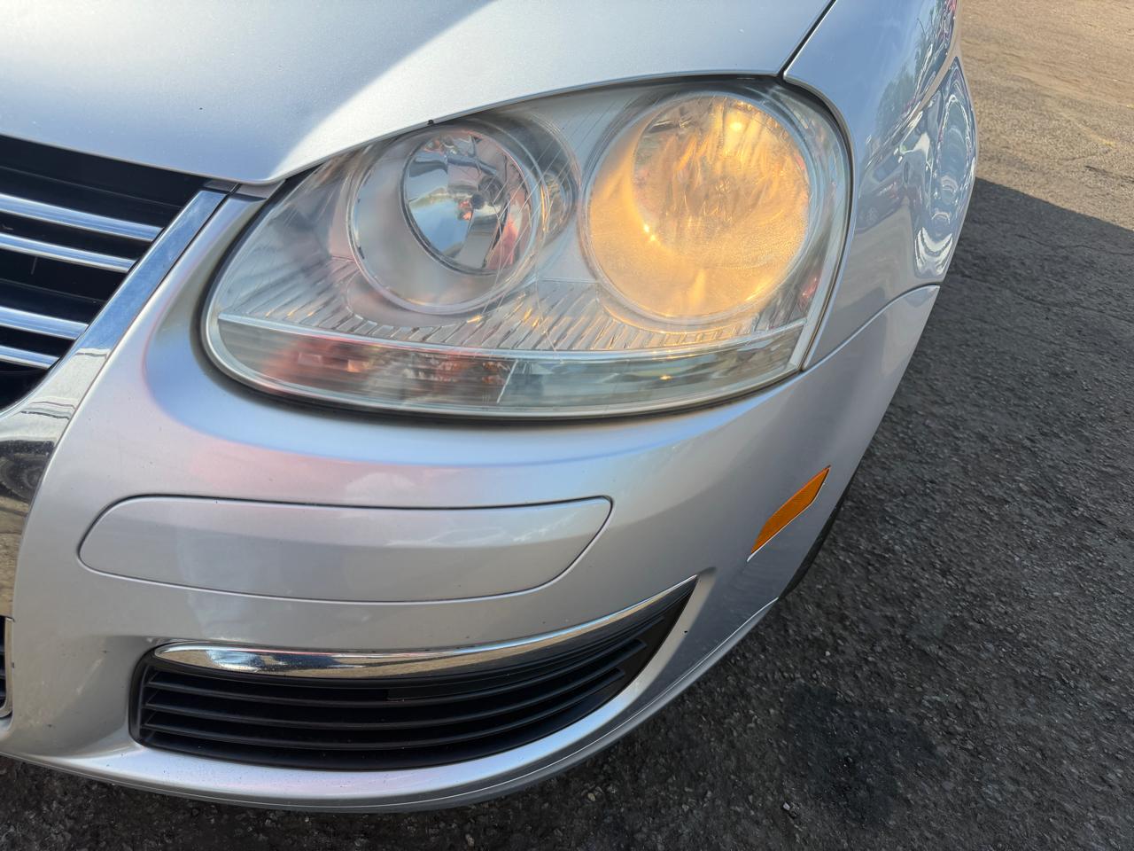 Volkswagen Jetta 2.5L 2006