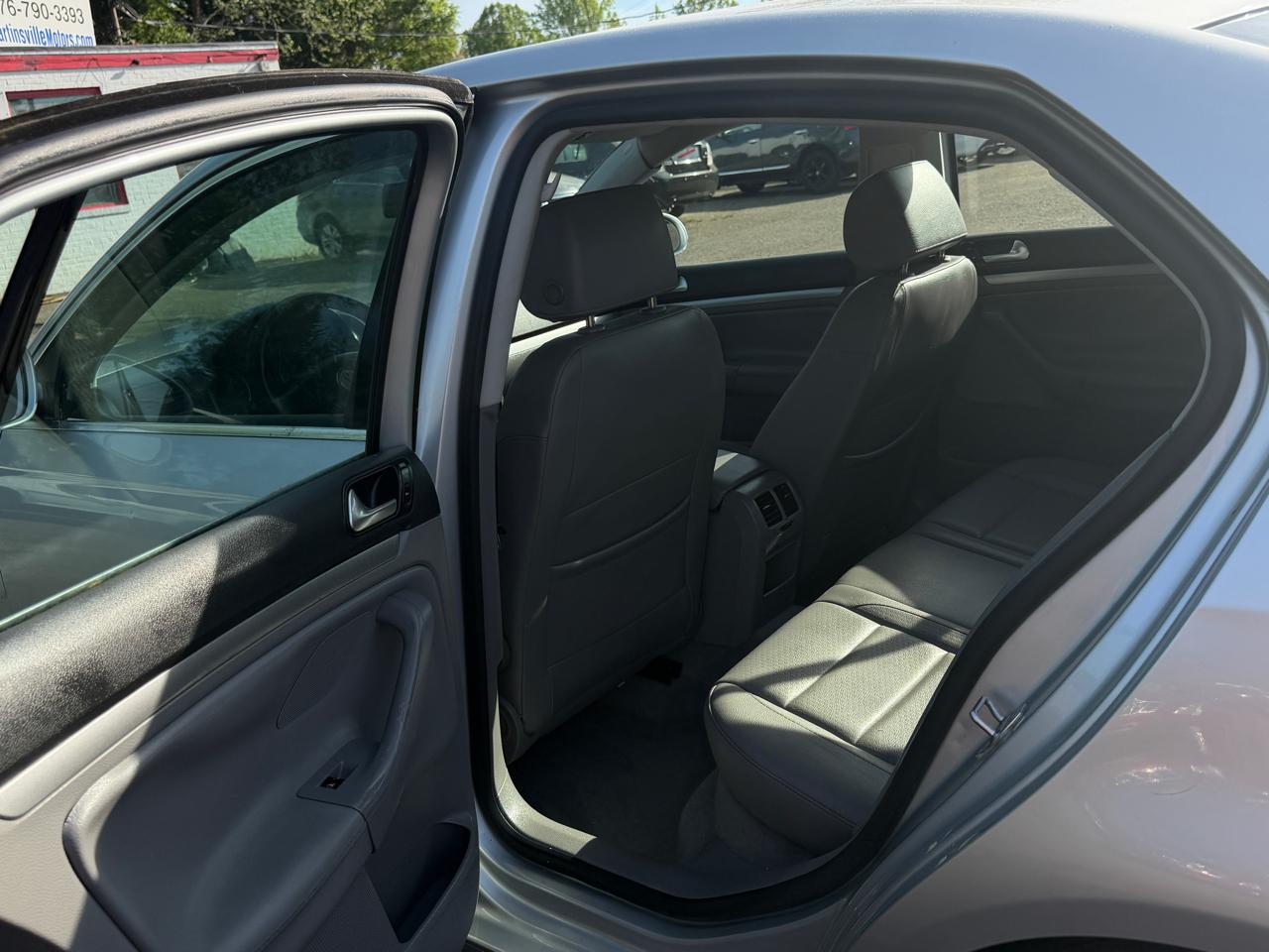 Volkswagen Jetta 2.5L 2006