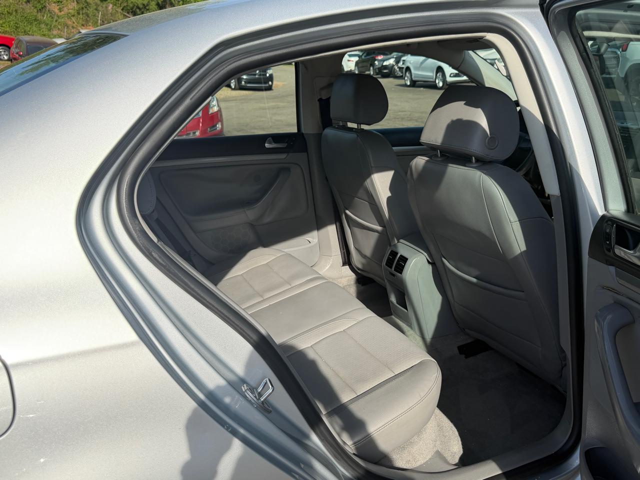 Volkswagen Jetta 2.5L 2006