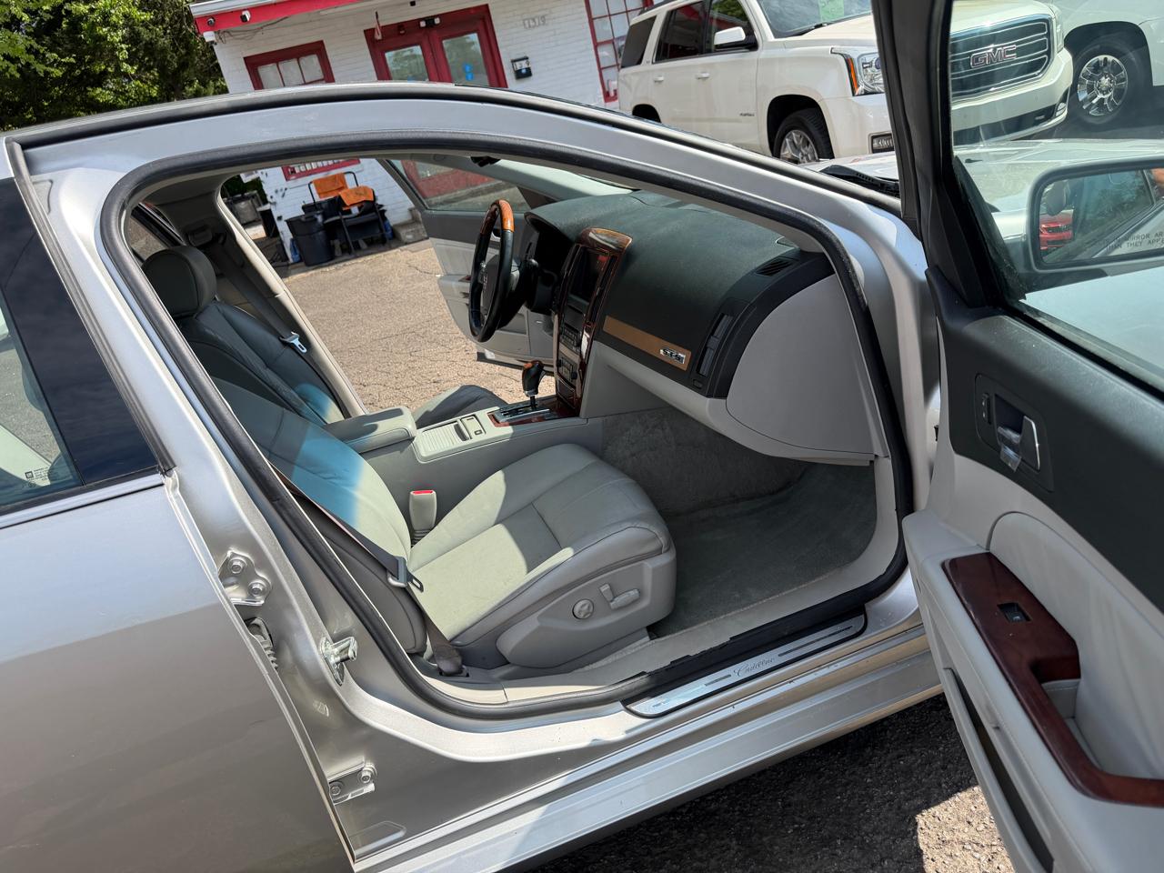 Cadillac STS V8 2006