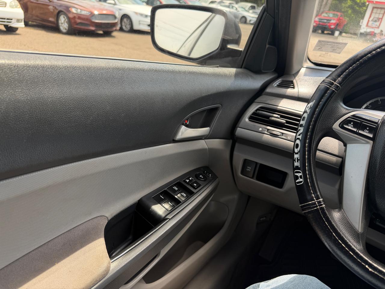 Honda Accord LX-P Sedan AT 2010