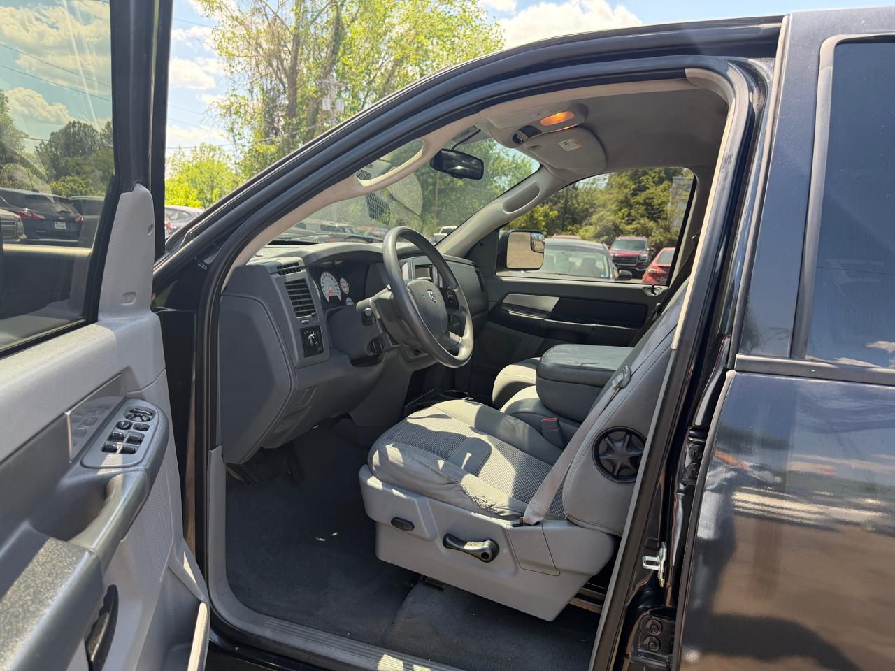 Dodge Ram 1500 SLT Quad Cab 2WD 2007