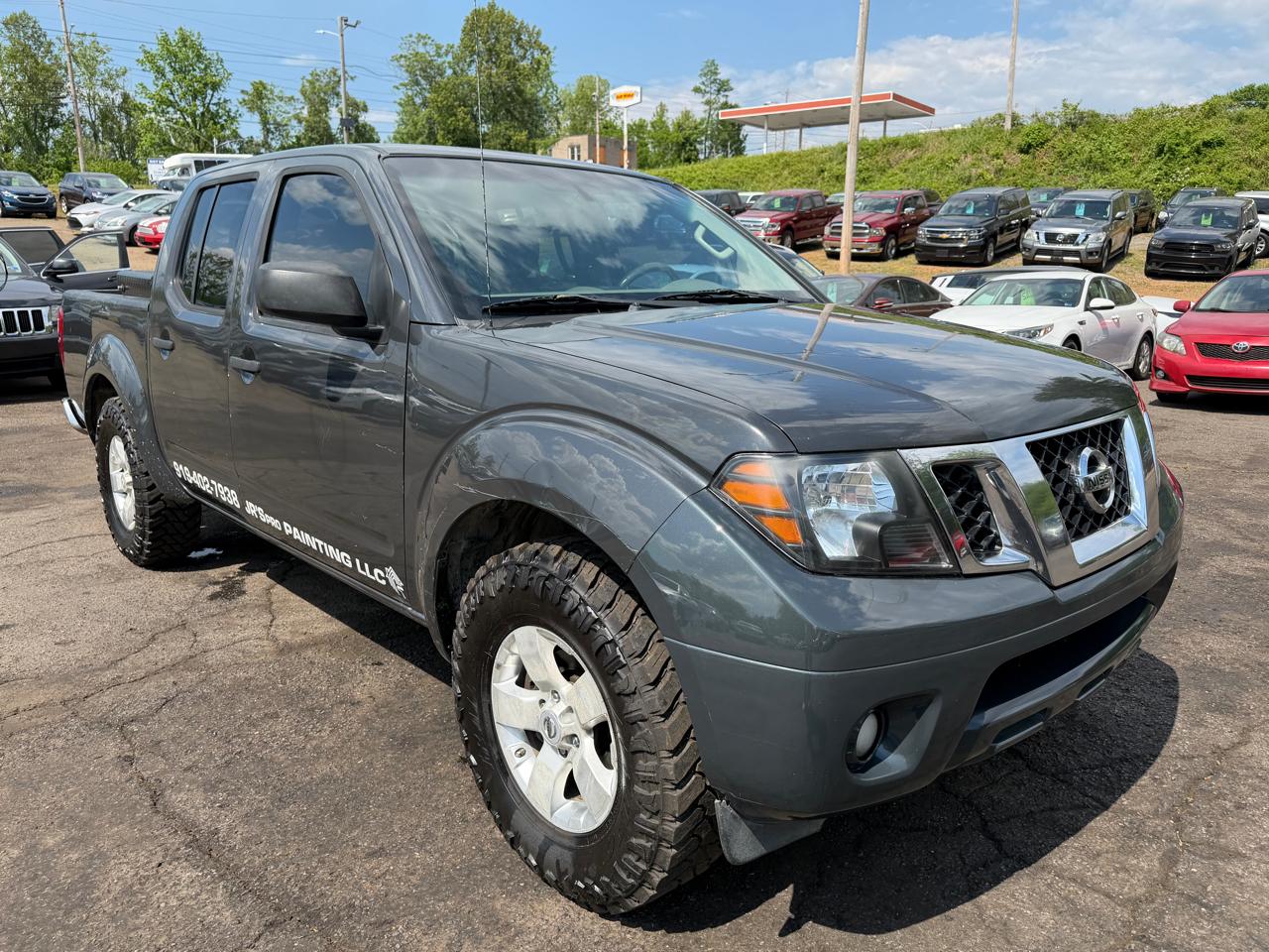 Nissan Frontier SV 2012