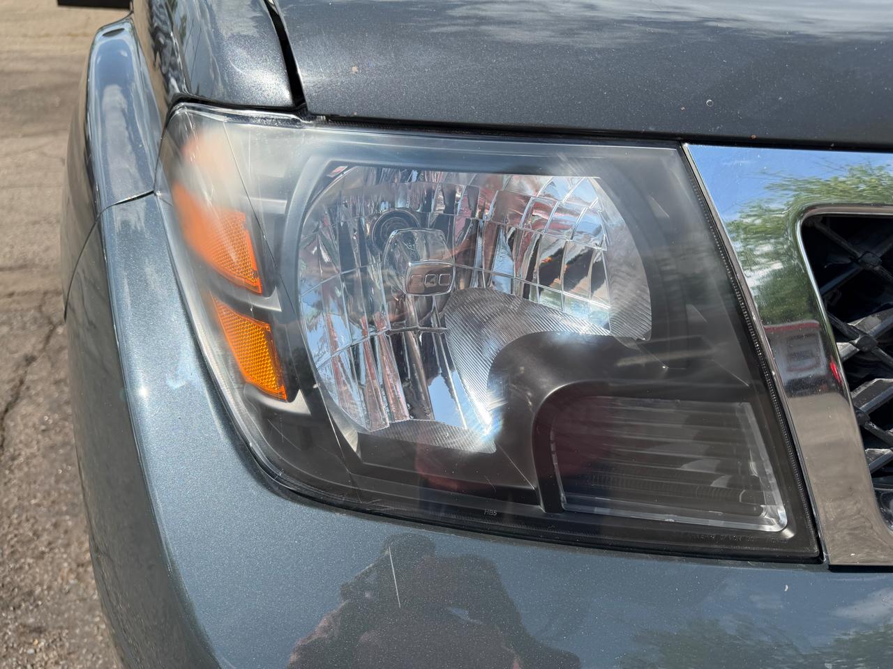 Nissan Frontier SV 2012