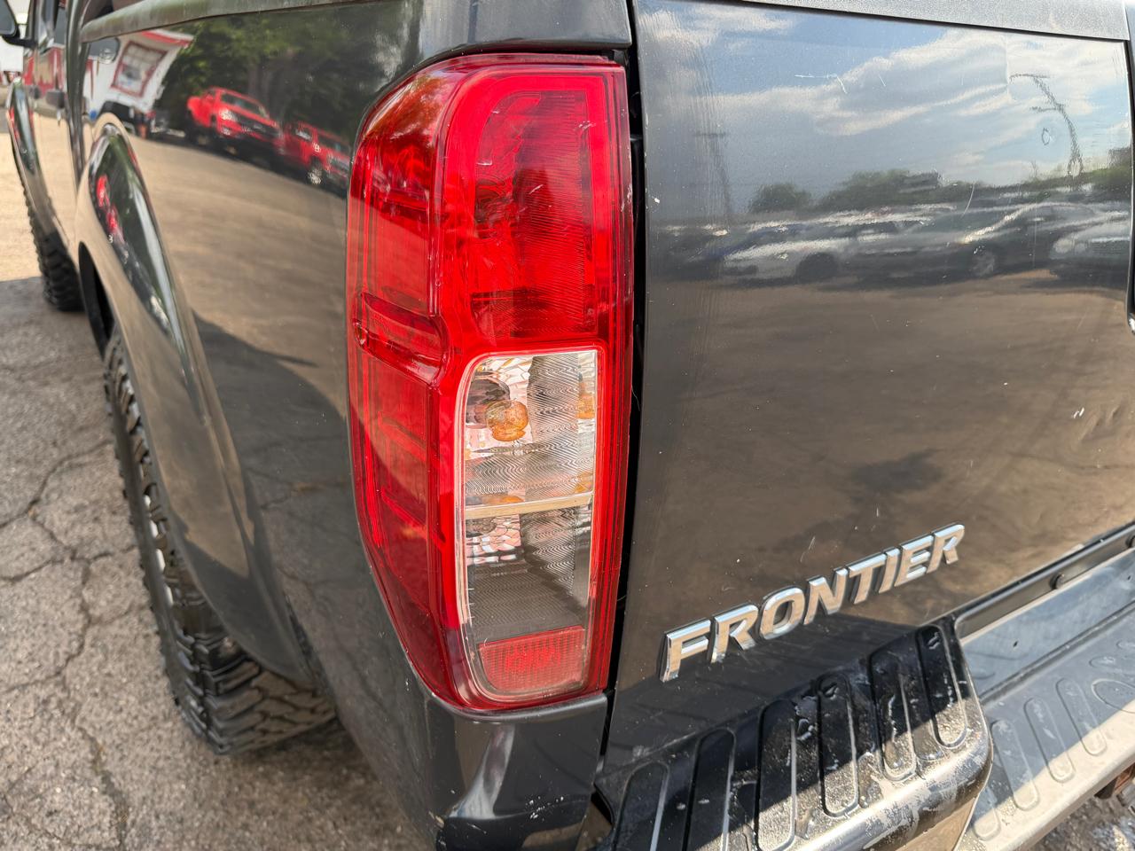 Nissan Frontier SV 2012