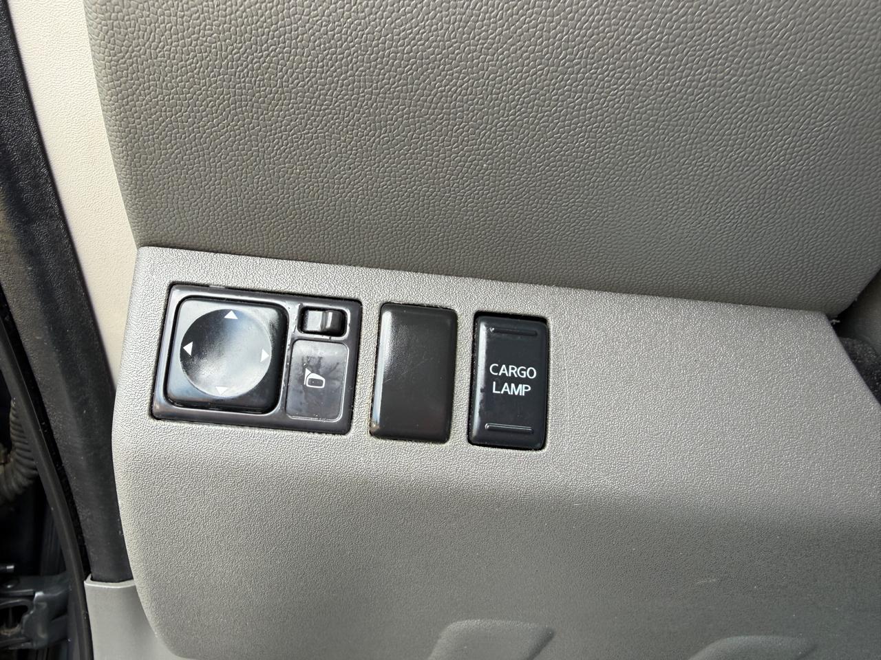 Nissan Frontier SV 2012