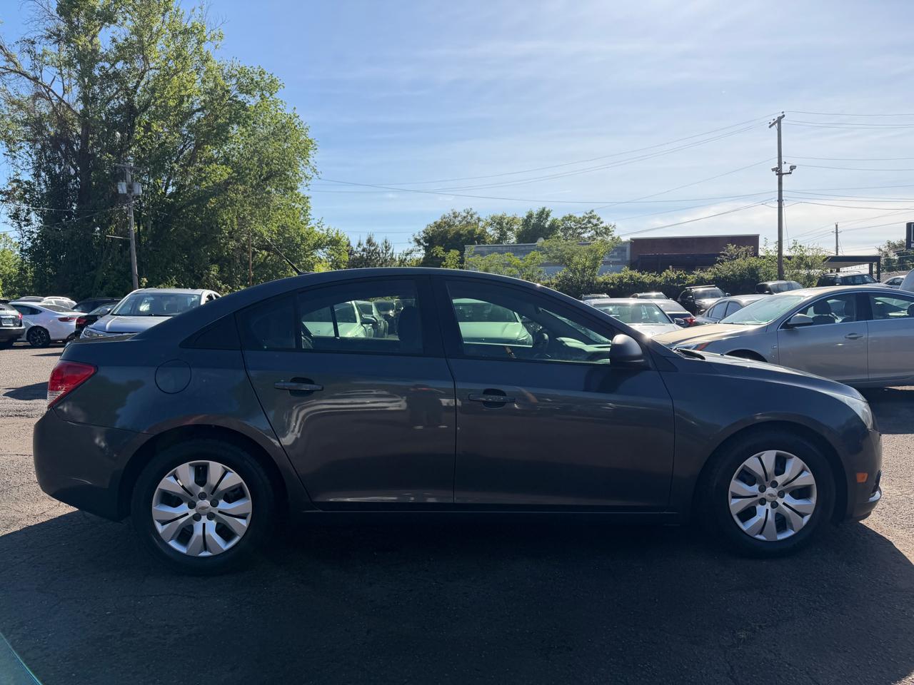 Chevrolet Cruze LS Auto 2013