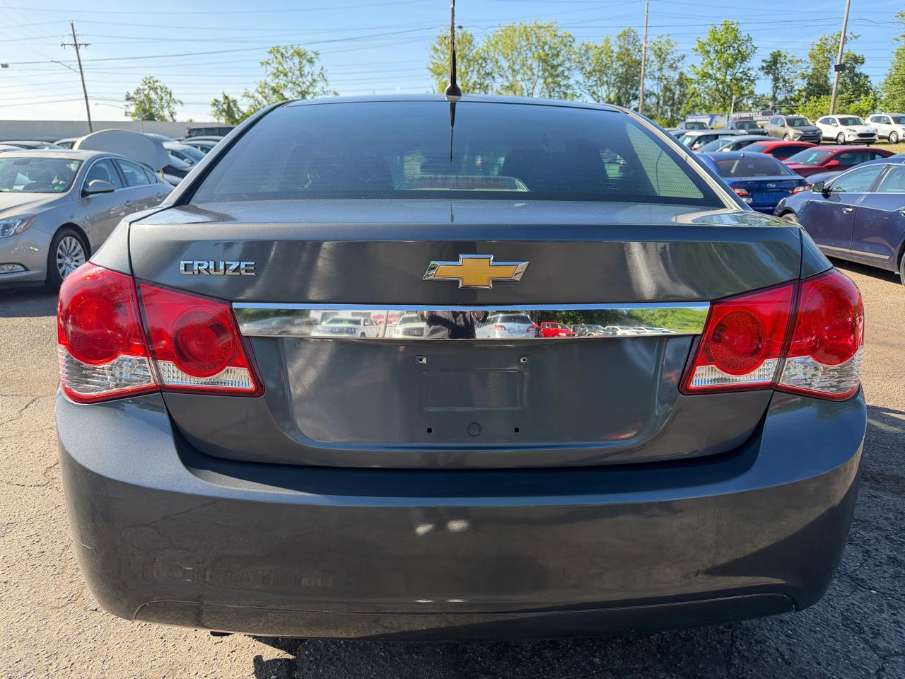 Chevrolet Cruze LS Auto 2013