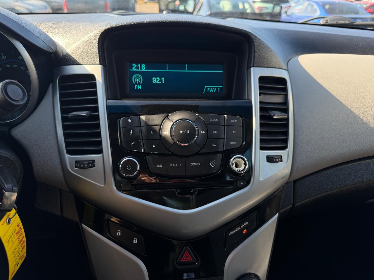 Chevrolet Cruze LS Auto 2013