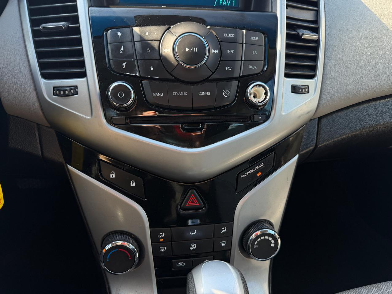 Chevrolet Cruze LS Auto 2013