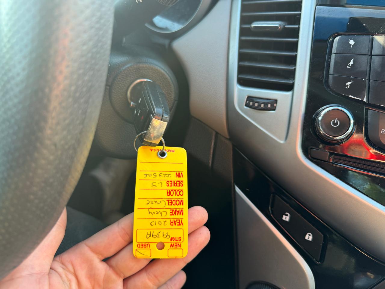 Chevrolet Cruze LS Auto 2013