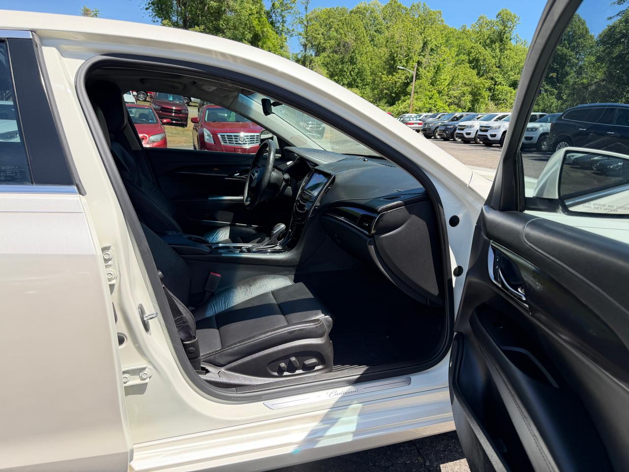 Cadillac ATS 2.5L Base RWD 2013