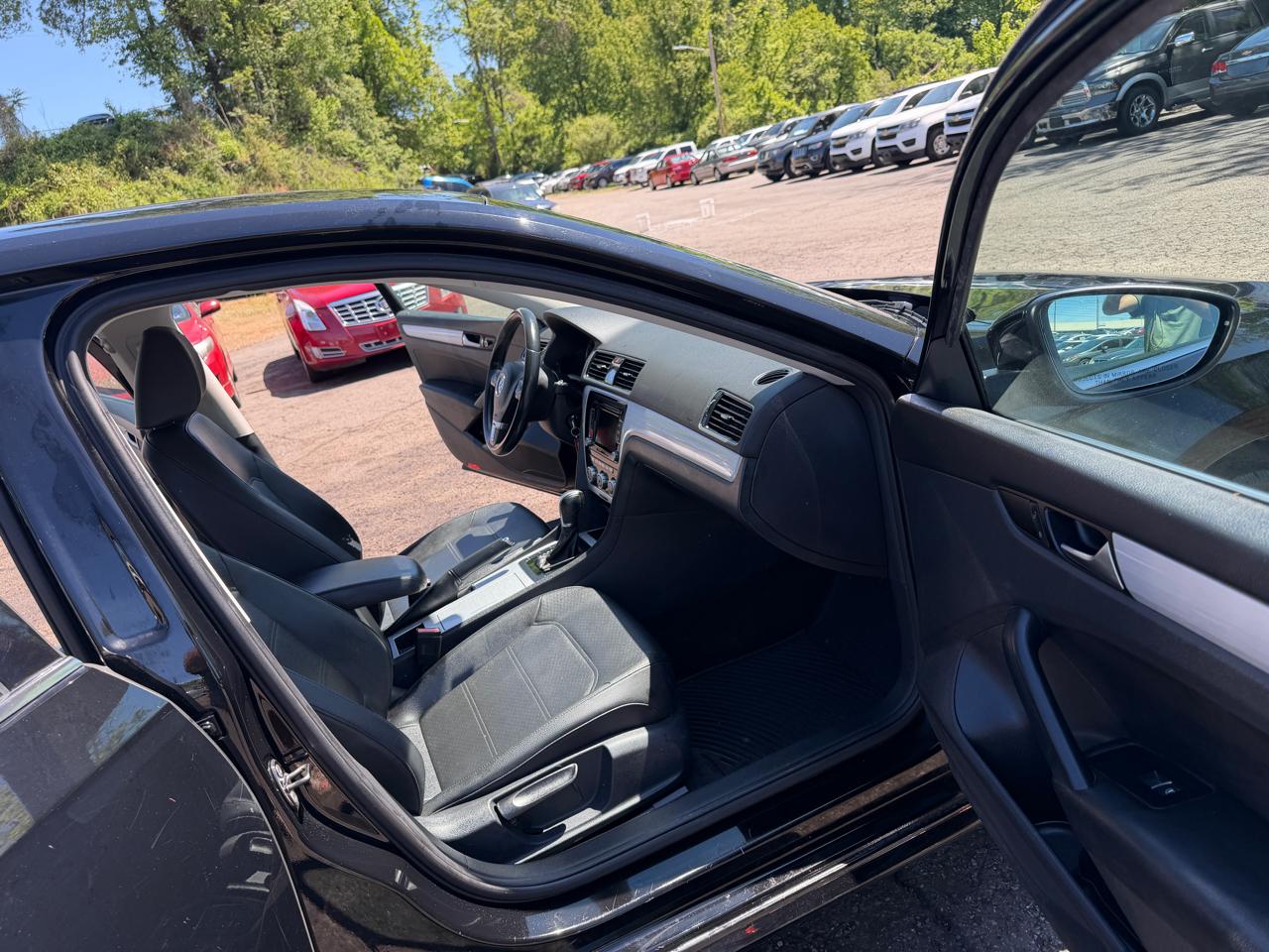 Volkswagen Passat  2012