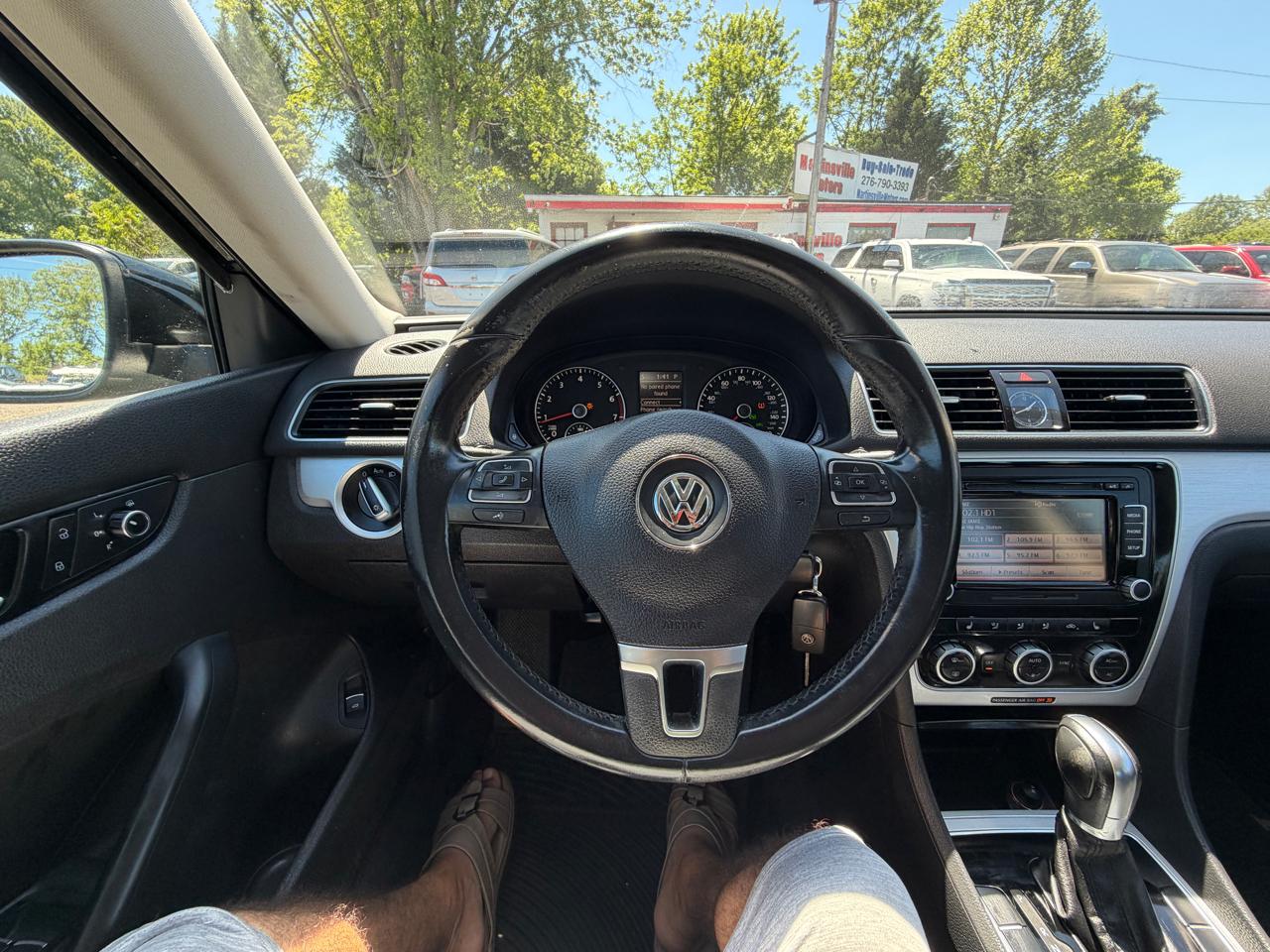 Volkswagen Passat  2012