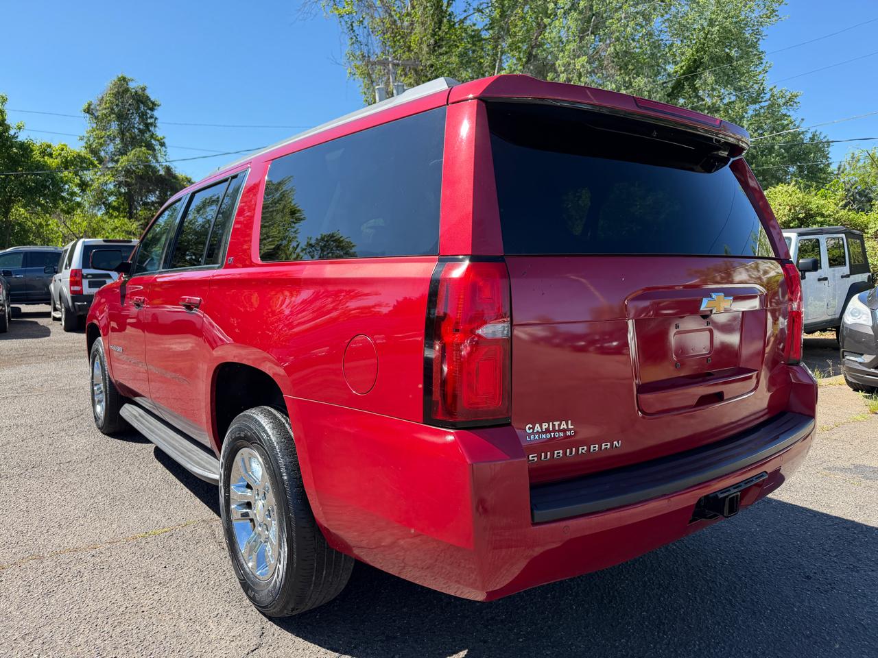 Chevrolet Suburban LT 4WD 2015