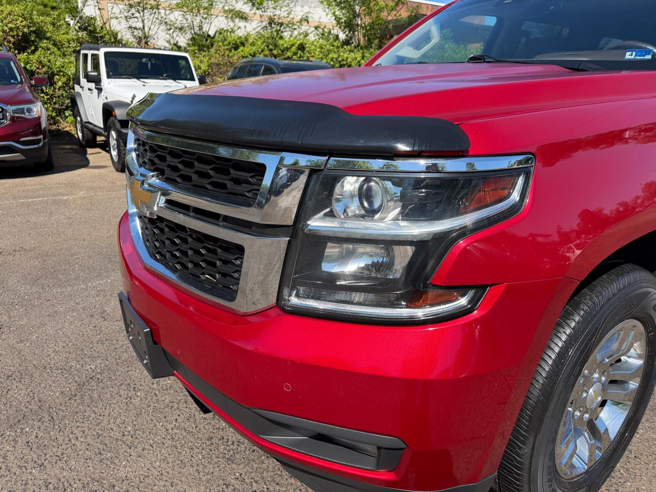 Chevrolet Suburban LT 4WD 2015
