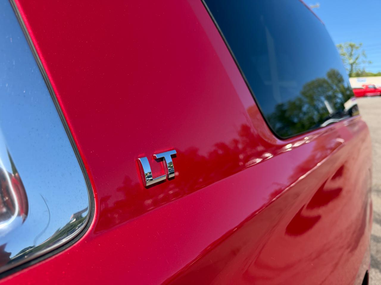 Chevrolet Suburban LT 4WD 2015