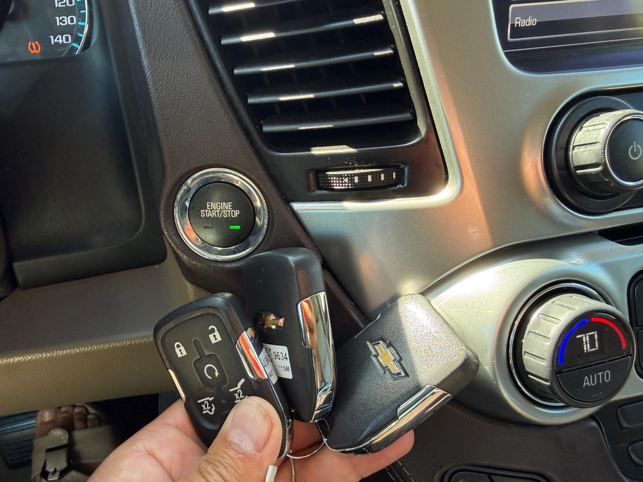 Chevrolet Suburban LT 4WD 2015