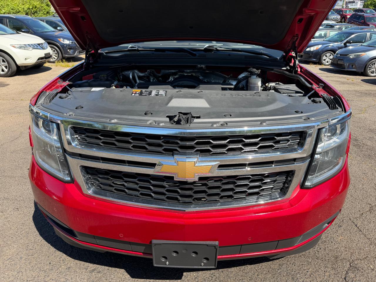 Chevrolet Suburban LT 4WD 2015