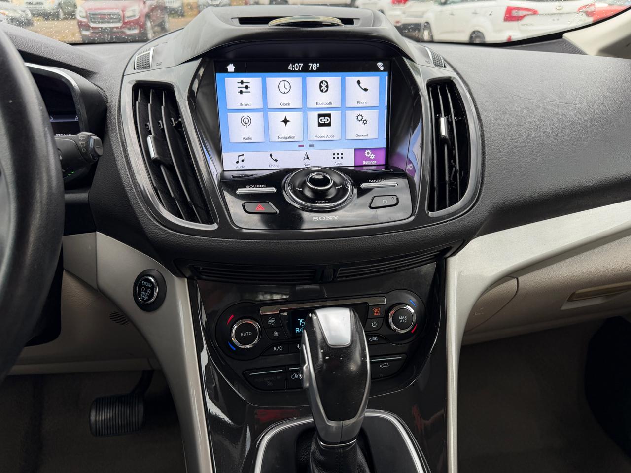 Ford C-Max Energi SEL 2016