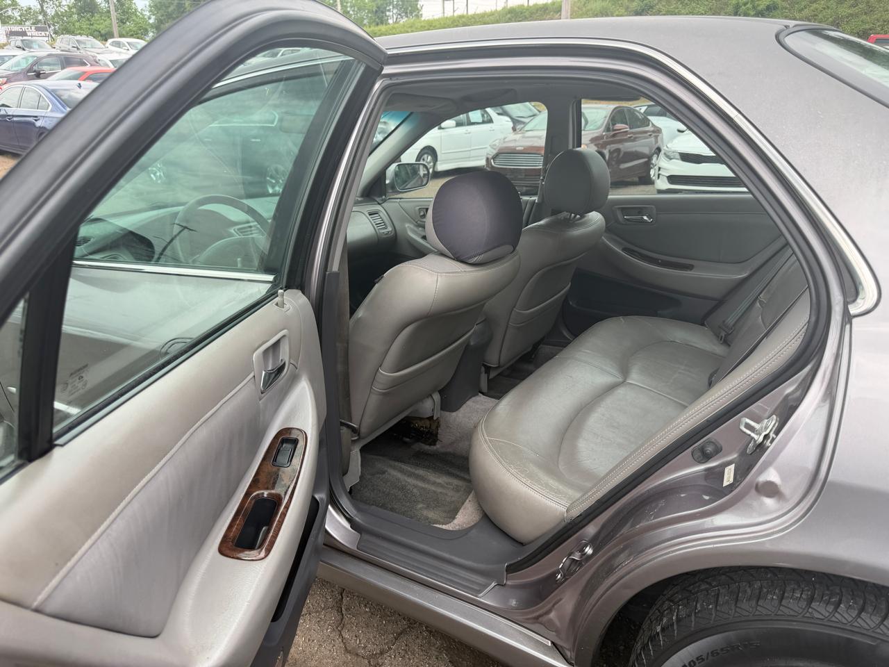Honda Accord EX Sedan with Leather 2000