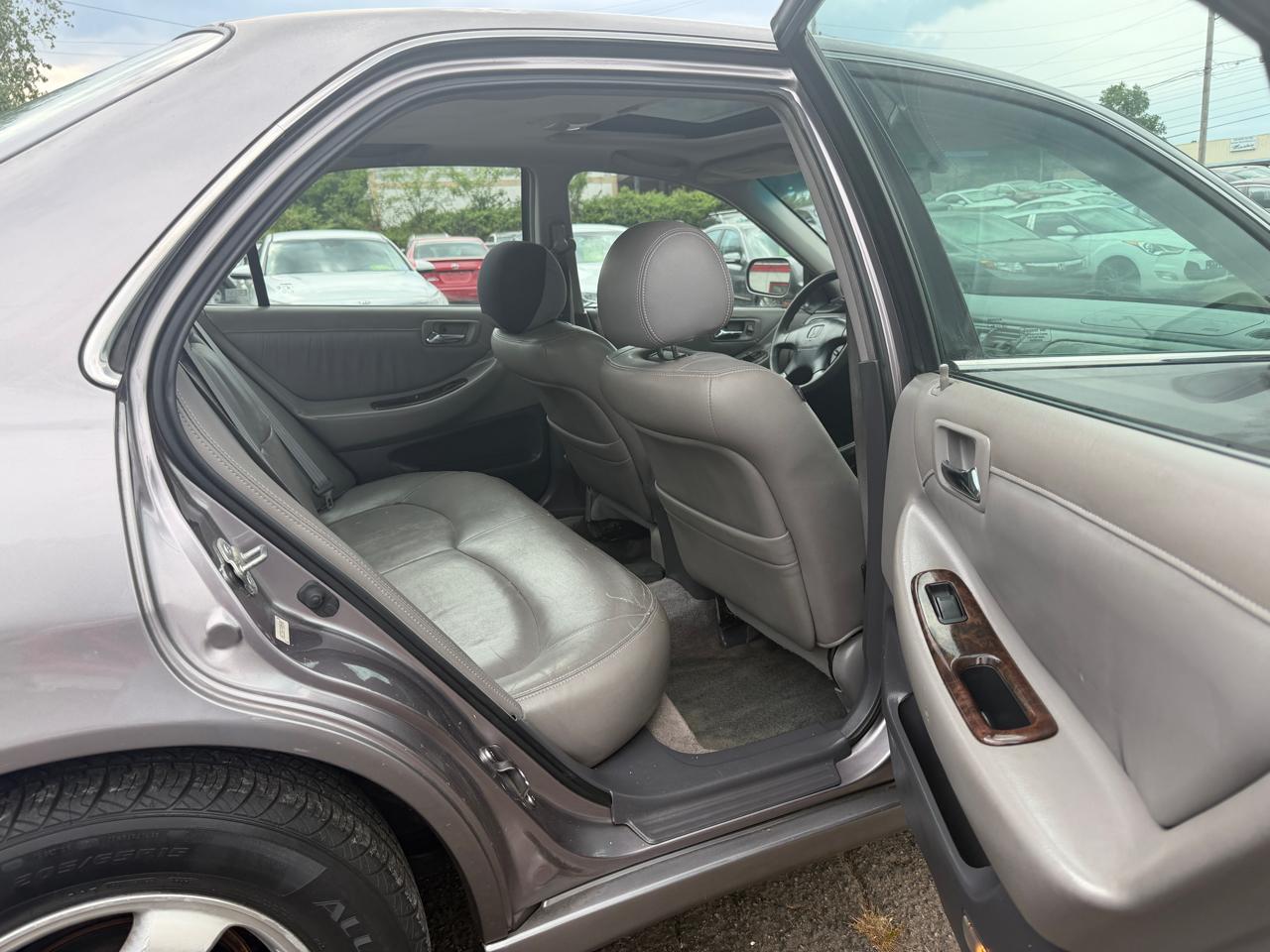 Honda Accord EX Sedan with Leather 2000