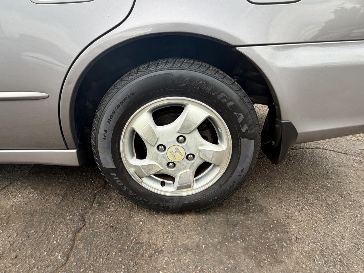 Honda Accord EX Sedan with Leather 2000