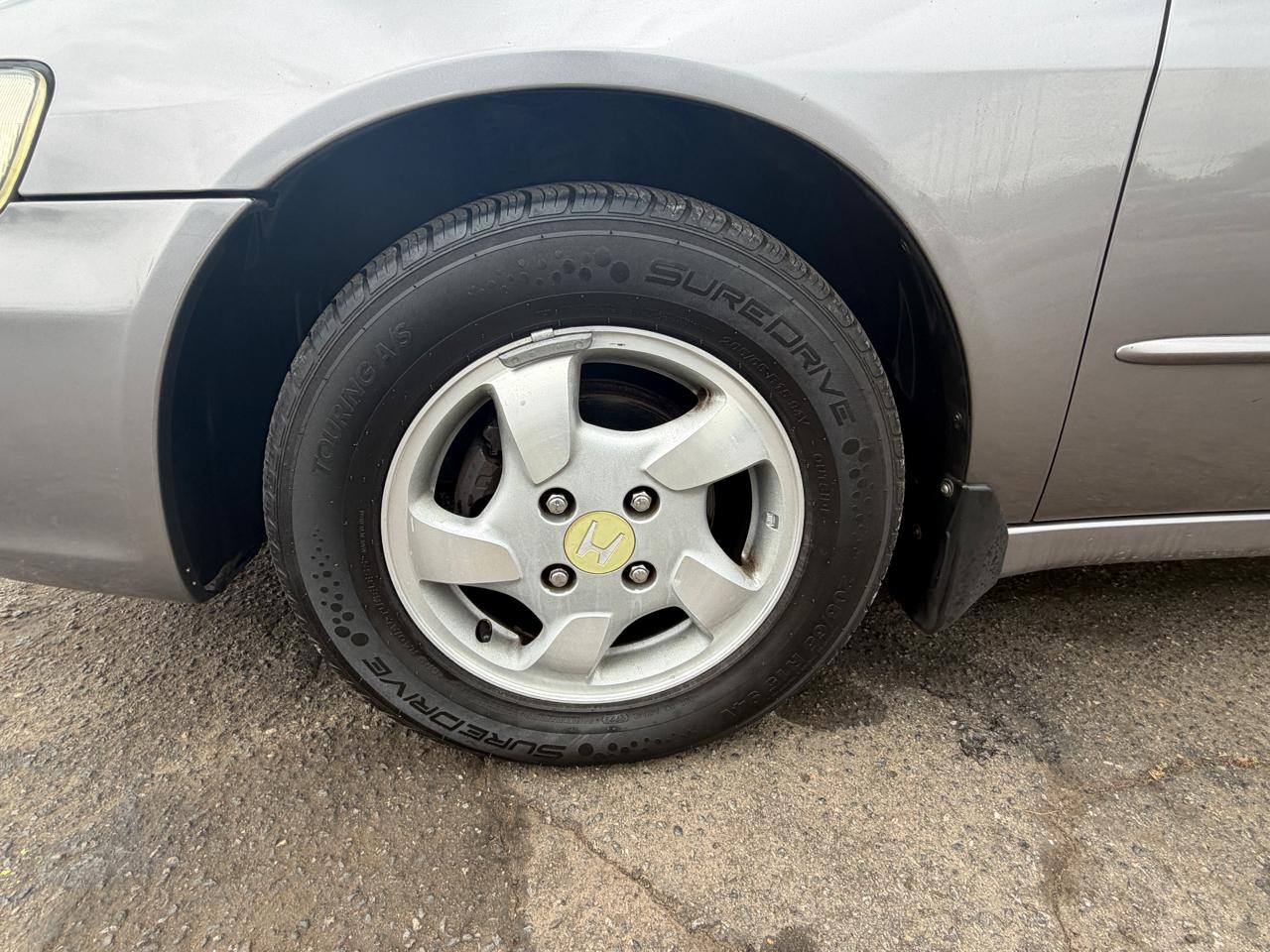 Honda Accord EX Sedan with Leather 2000