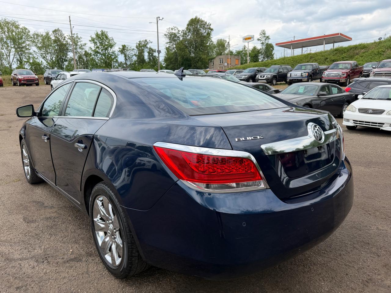Buick LaCrosse CXL FWD 2010