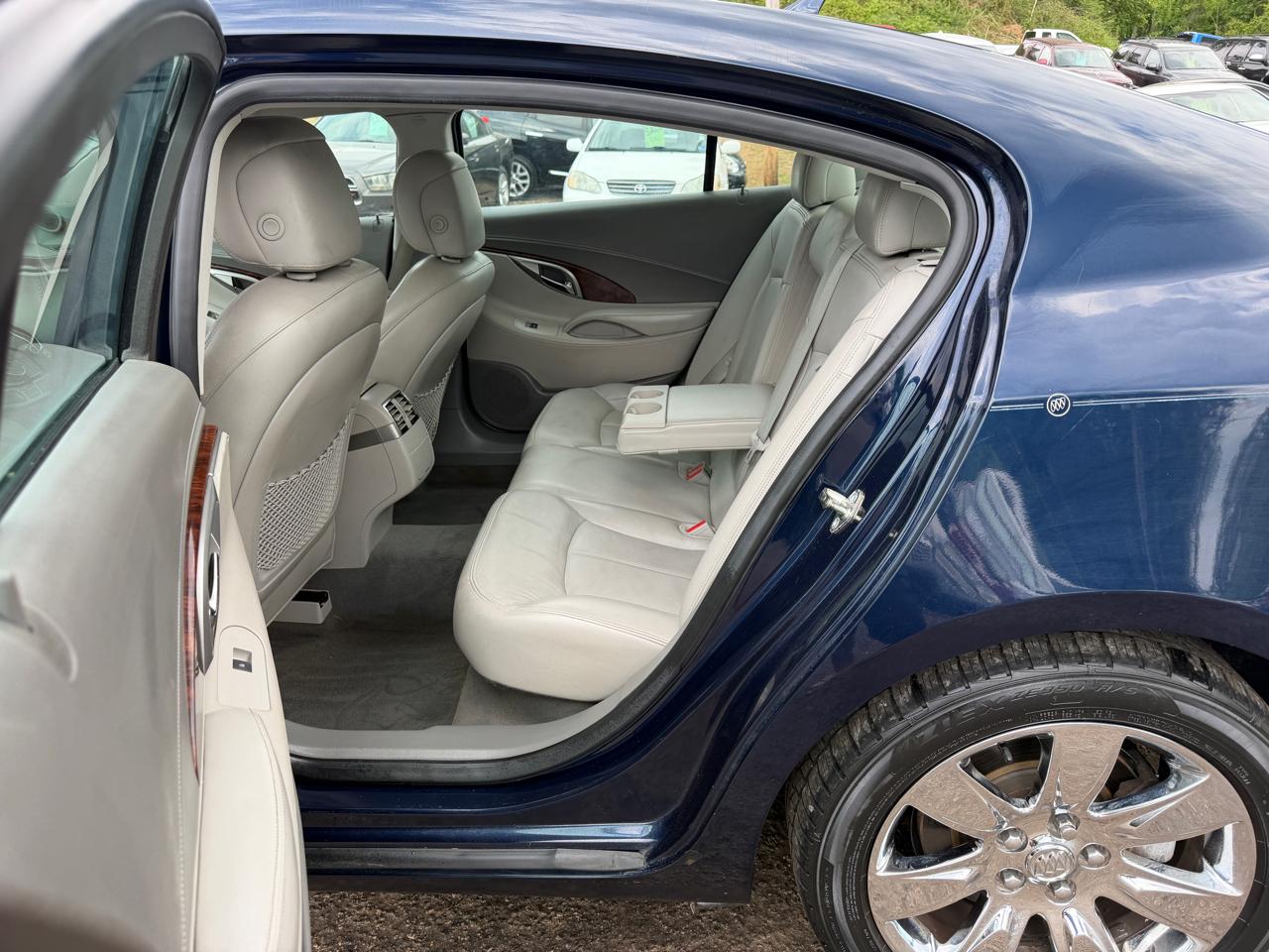 Buick LaCrosse CXL FWD 2010