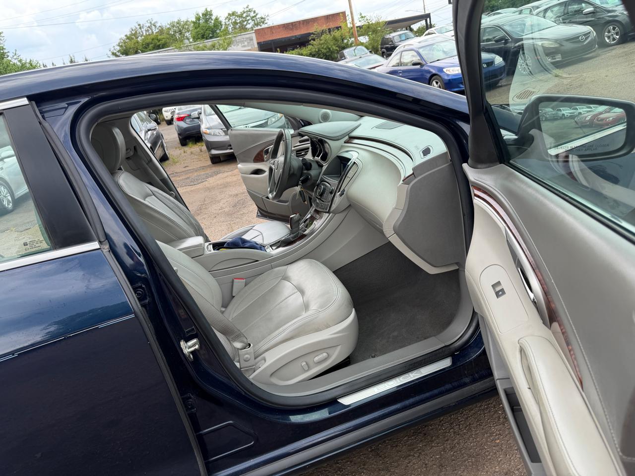 Buick LaCrosse CXL FWD 2010