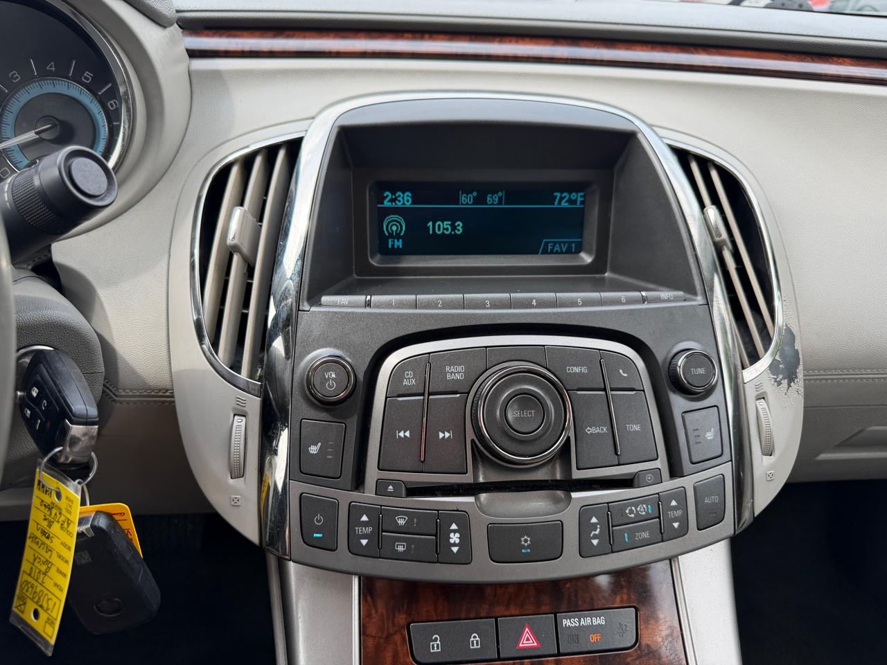 Buick LaCrosse CXL FWD 2010