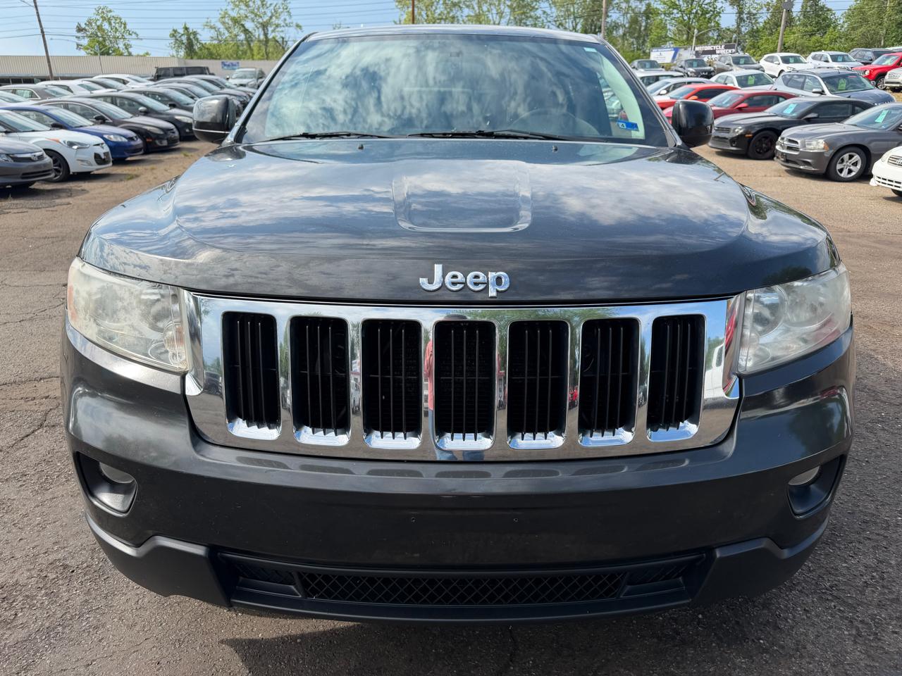 Jeep Grand Cherokee Laredo 4WD 2011