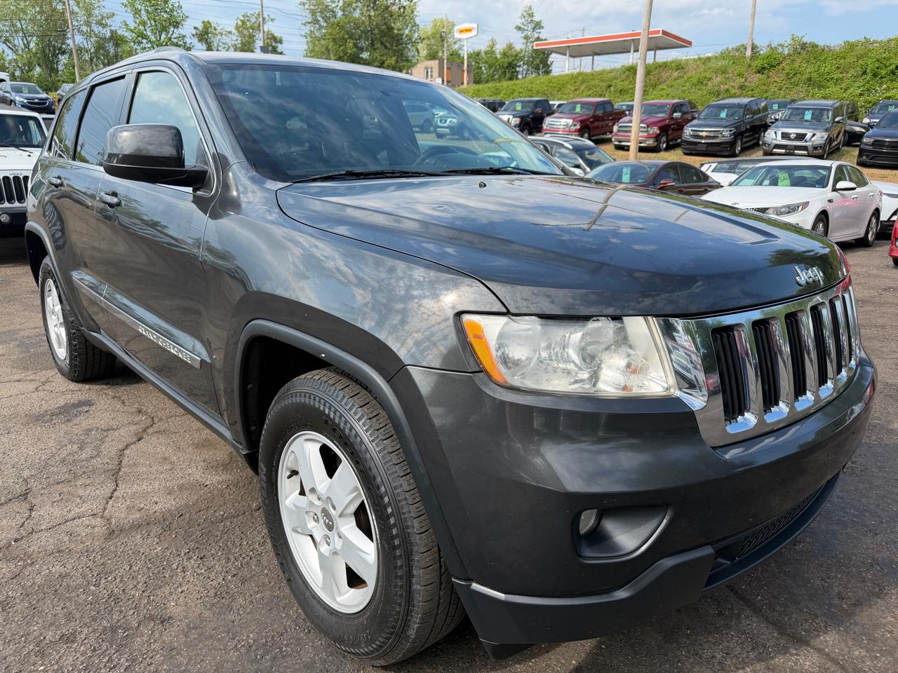 Jeep Grand Cherokee Laredo 4WD 2011