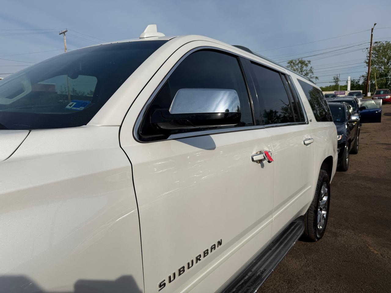 Chevrolet Suburban  2016