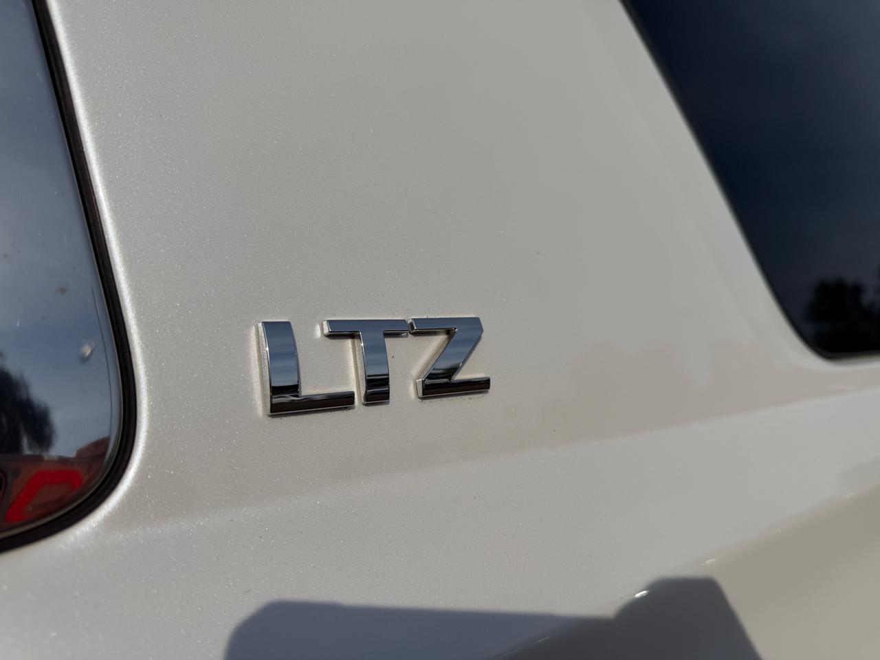 Chevrolet Suburban  2016