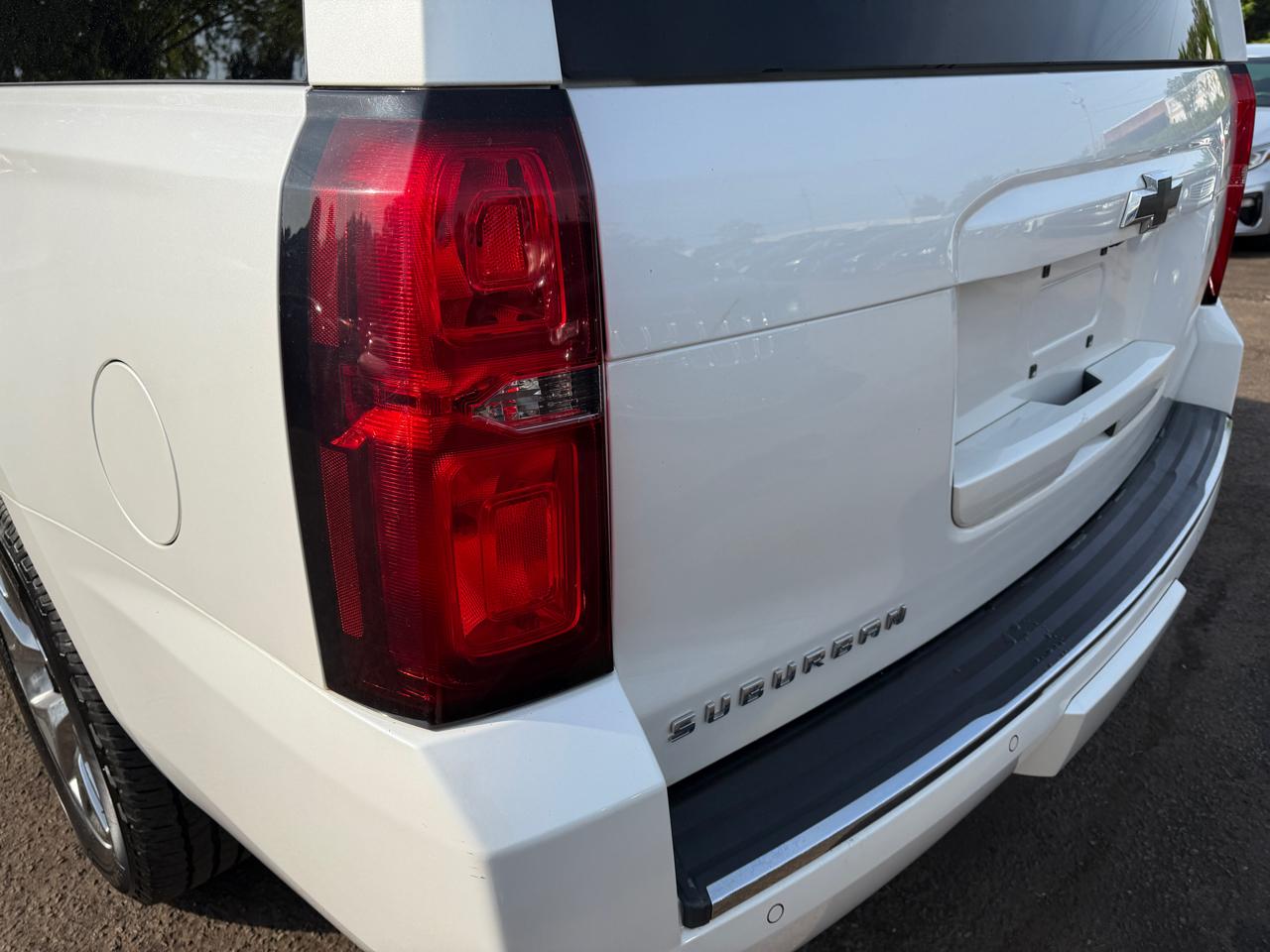Chevrolet Suburban  2016