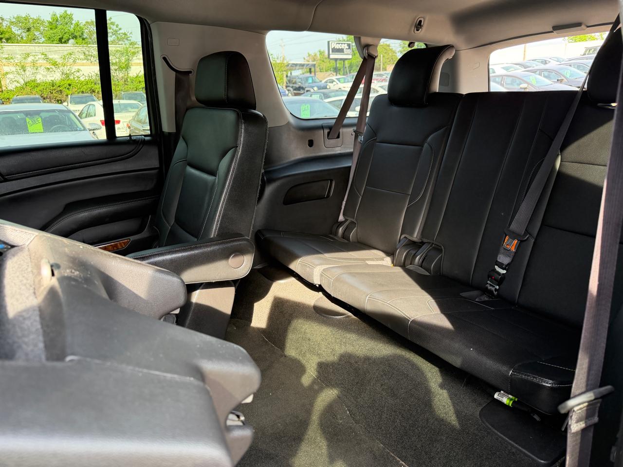 Chevrolet Suburban  2016