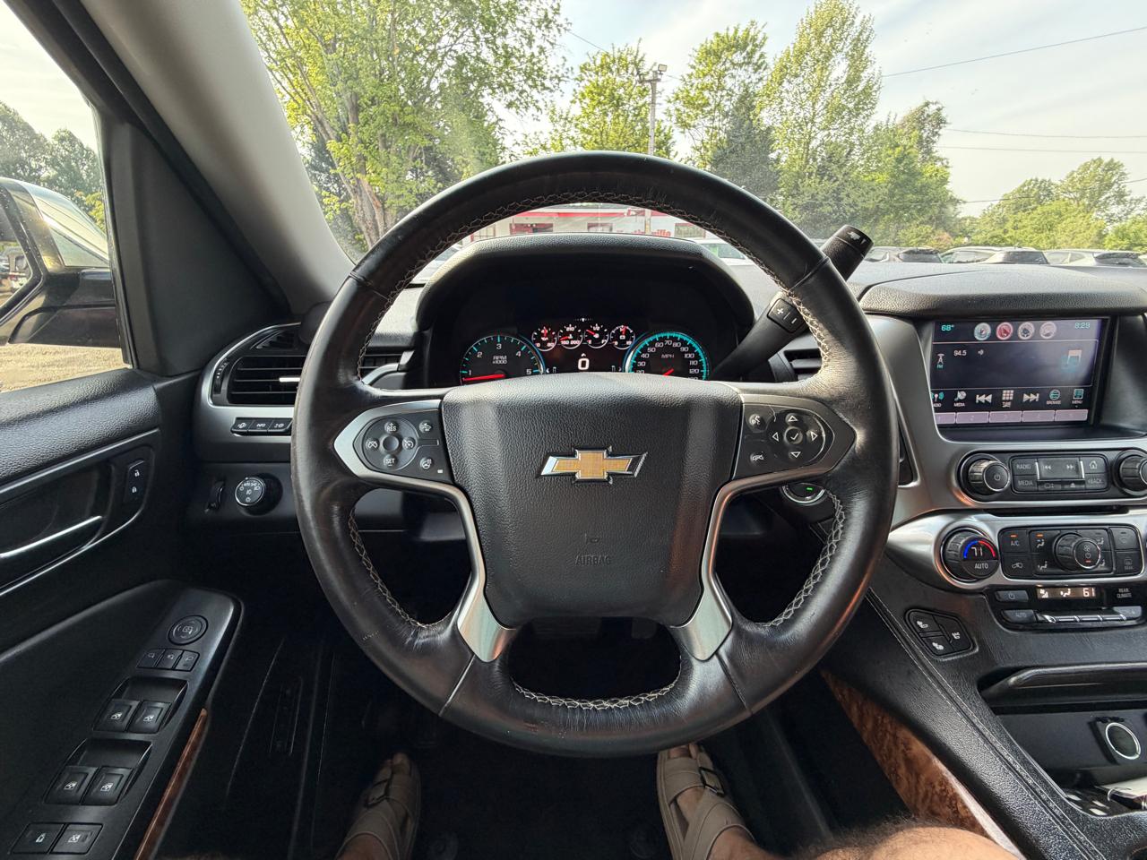 Chevrolet Suburban  2016