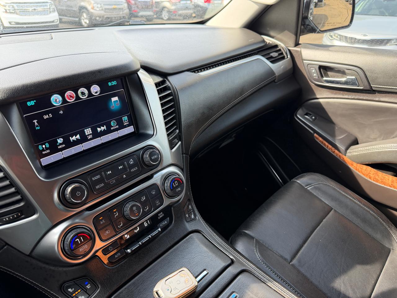 Chevrolet Suburban  2016