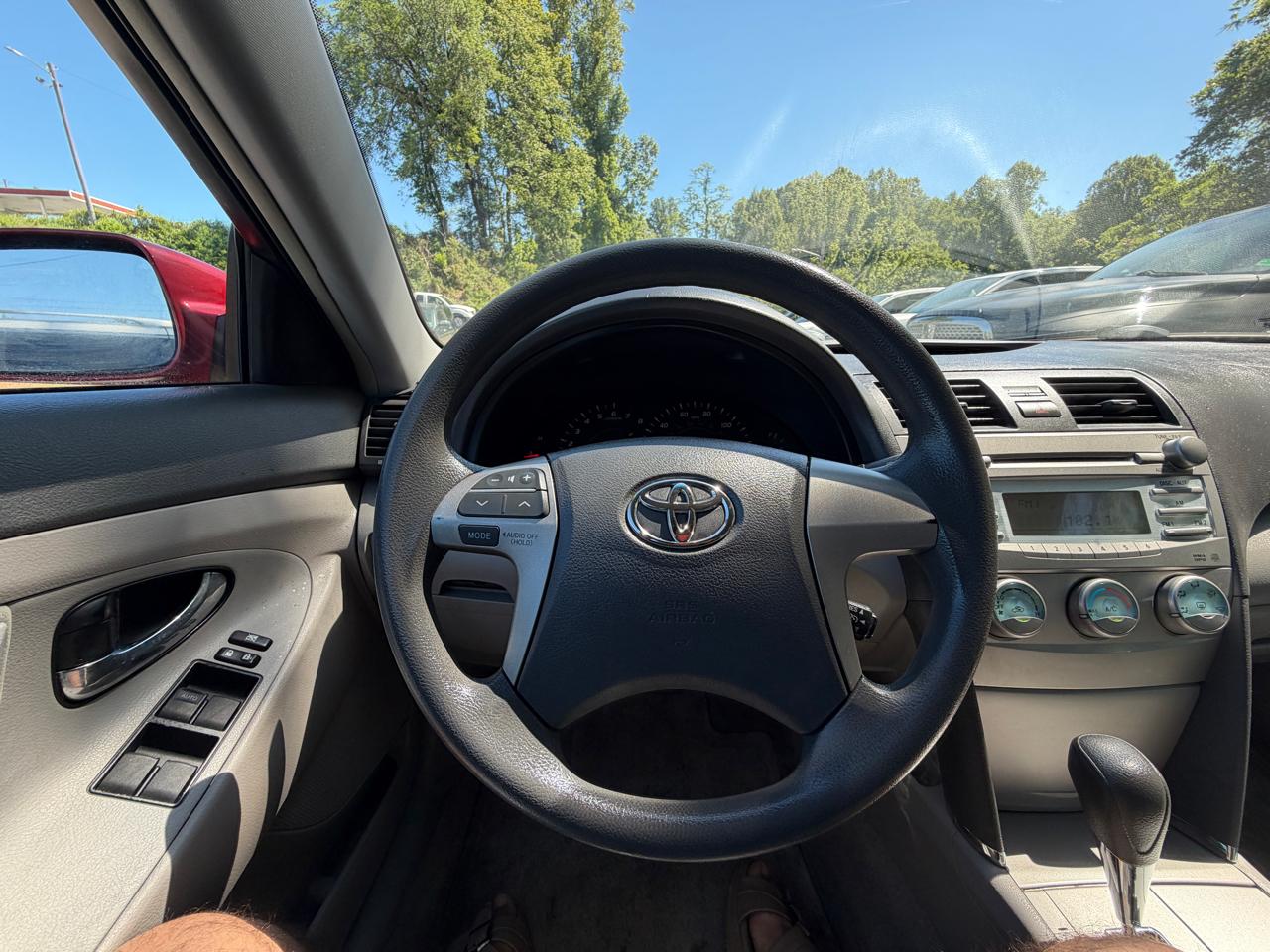 Toyota Camry LE 2009